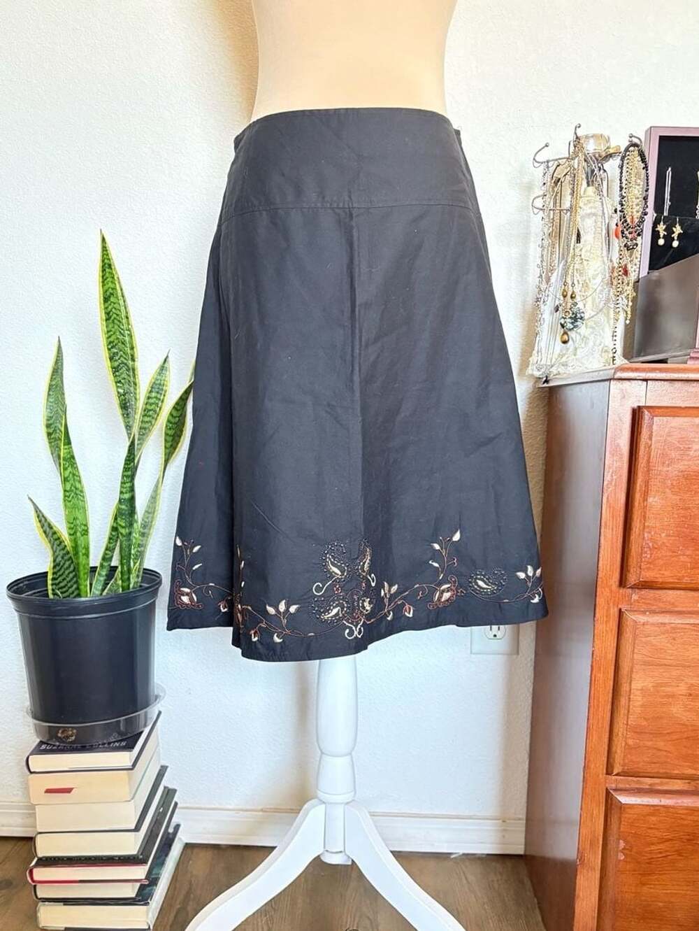 No Attitude Midi Skirt Size M Black Embroidered Hem A-Line